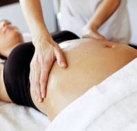 Impact of Back Massage by Trained Birth Companions on Labor Outcomes in primigravida Mothers