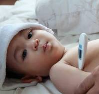 Seasonal Temperature Variations and Neonatal Dehydration Requiring Medical Support
