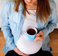 A narrative review with implications for advice to mothers and mothers-to-be: Maternal caffeine consumption and pregnancy outcomes