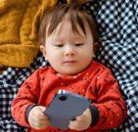 Screen Time at Age 1 Year associated with Communication and Developmental Delay